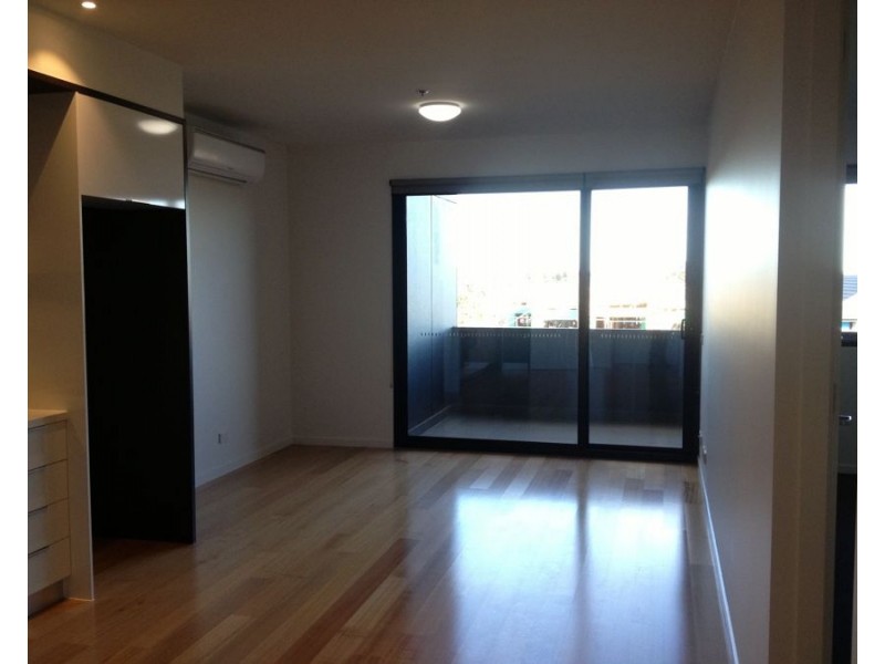 6/10 Snapshot Drive, Coburg VIC 3058