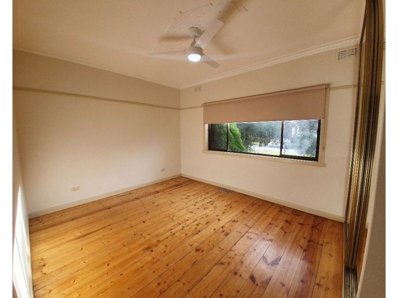 8 Percy Street, Fawkner VIC 3060