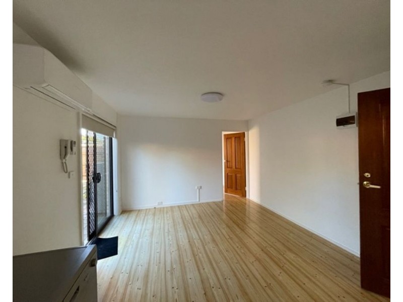 3/9 The Grove, Coburg VIC 3058