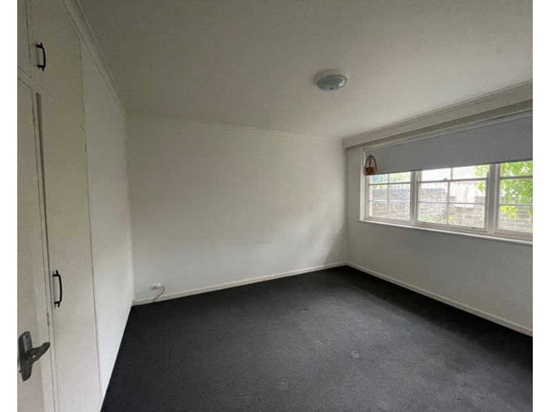 2/9 Murray Street, Brunswick West VIC 3055