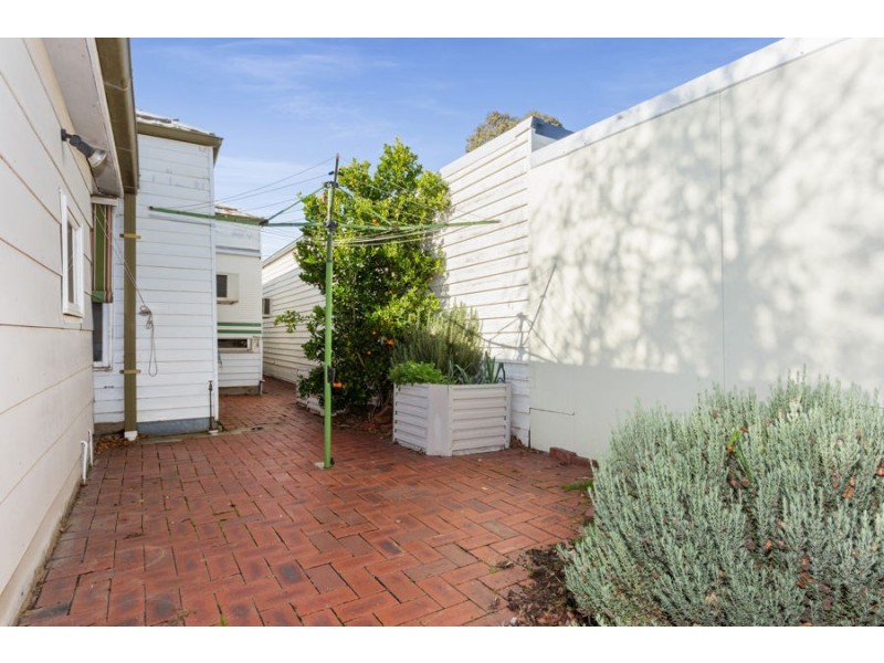 29 Sutherland Street, Brunswick VIC 3056