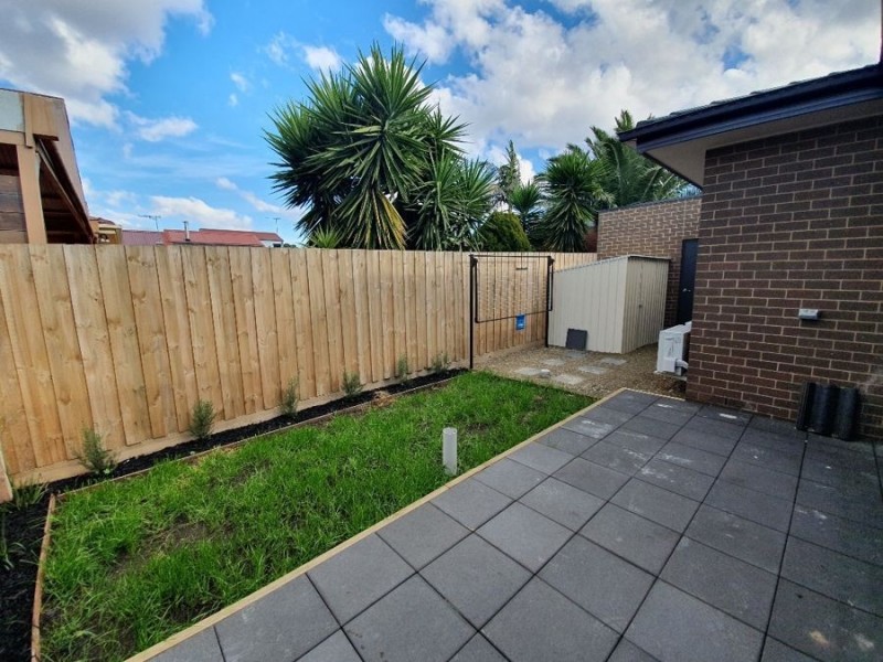 2 & 3/59 Munro Street, Coburg VIC 3058