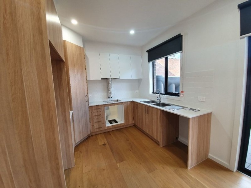 2 & 3/59 Munro Street, Coburg VIC 3058