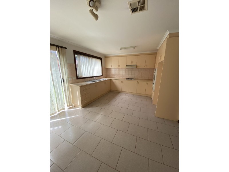 2/278 Melrose Drive, Tullamarine VIC 3043