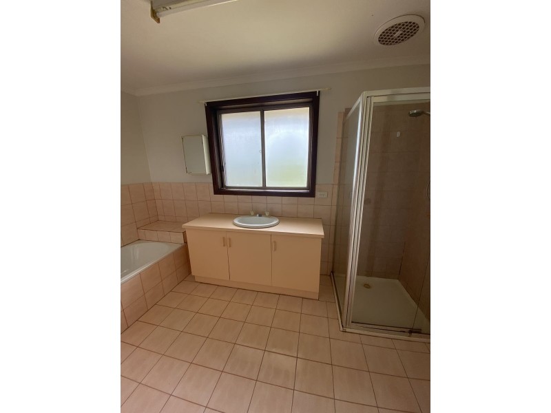 2/278 Melrose Drive, Tullamarine VIC 3043
