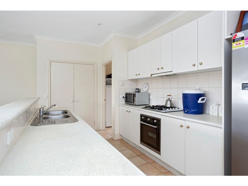 27 Grenville Terrace, Roxburgh Park VIC 3064