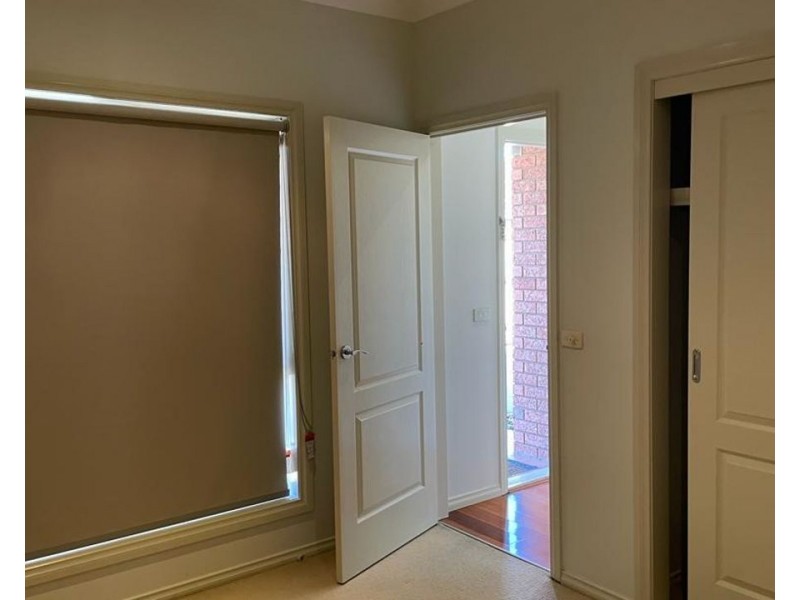 2/254 Melrose Drive, Tullamarine VIC 3043