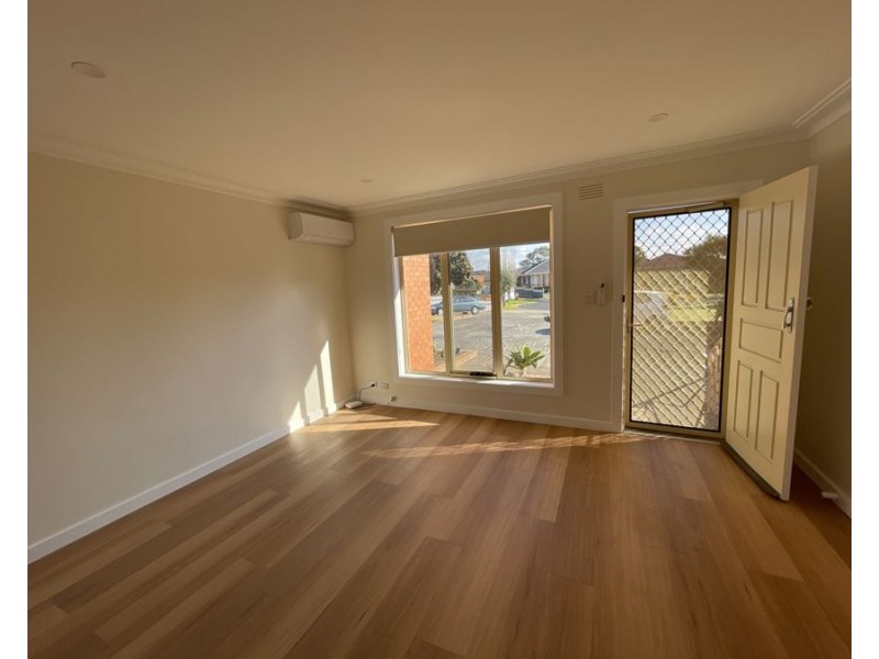 4/17 Penn Court, Fawkner VIC 3060