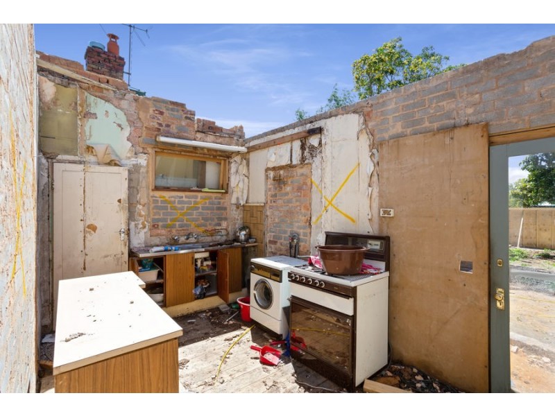 32 Barrow Street, Brunswick VIC 3056