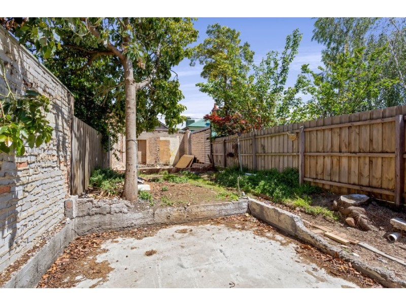 32 Barrow Street, Brunswick VIC 3056