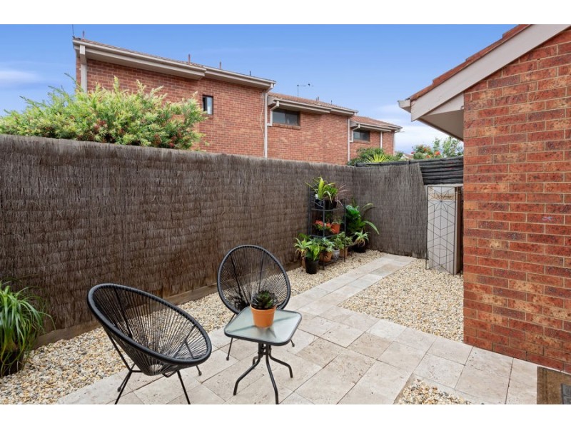 8/366 Melrose Drive, Tullamarine VIC 3043