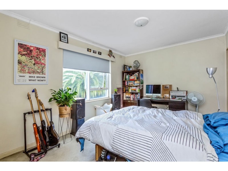 6/2b Loyola Avenue, Brunswick VIC 3056