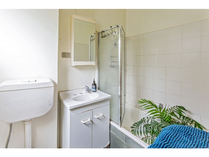 6/2b Loyola Avenue, Brunswick VIC 3056