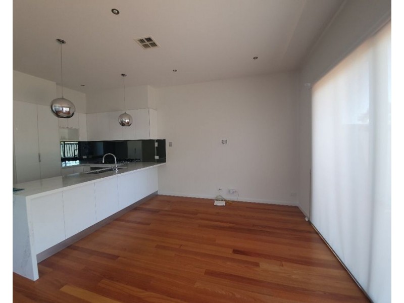 4/1 Manica Street, Brunswick West VIC 3055