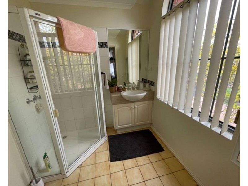 10 The Crest, Attwood VIC 3049