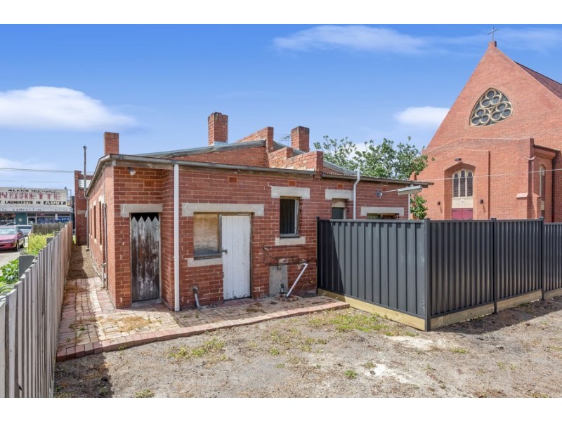 87b Melville Road, Brunswick West VIC 3055