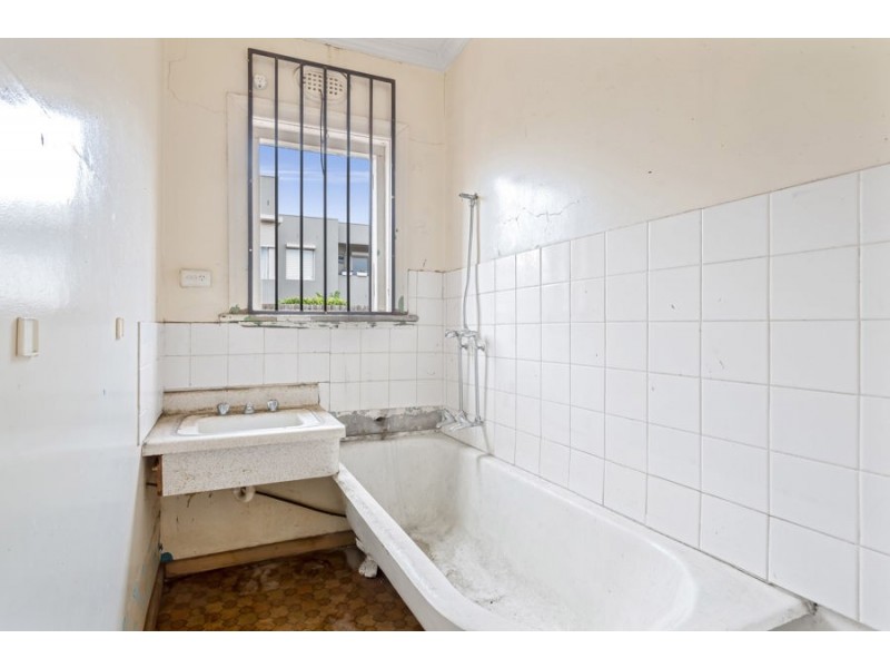 87b Melville Road, Brunswick West VIC 3055