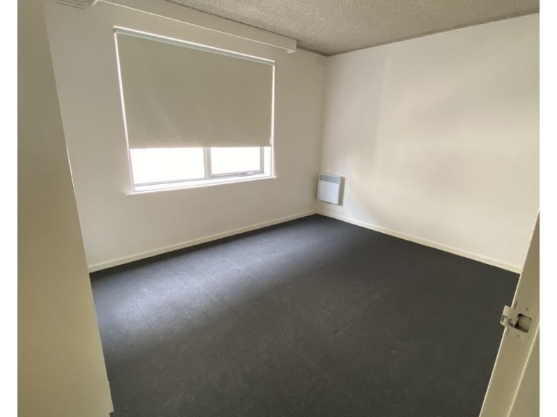 2/44 Passfield Street, Brunswick West VIC 3055