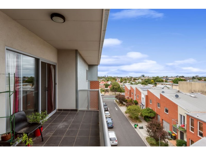 36/99 Brickworks Drive, Brunswick VIC 3056