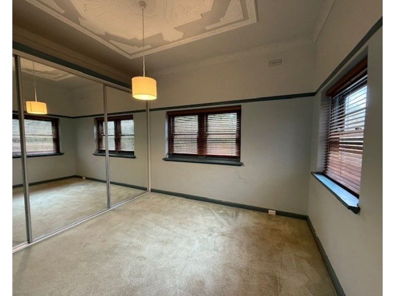 34 Grandview Ave, Pascoe Vale South VIC 3044