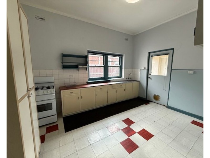 34 Grandview Ave, Pascoe Vale South VIC 3044