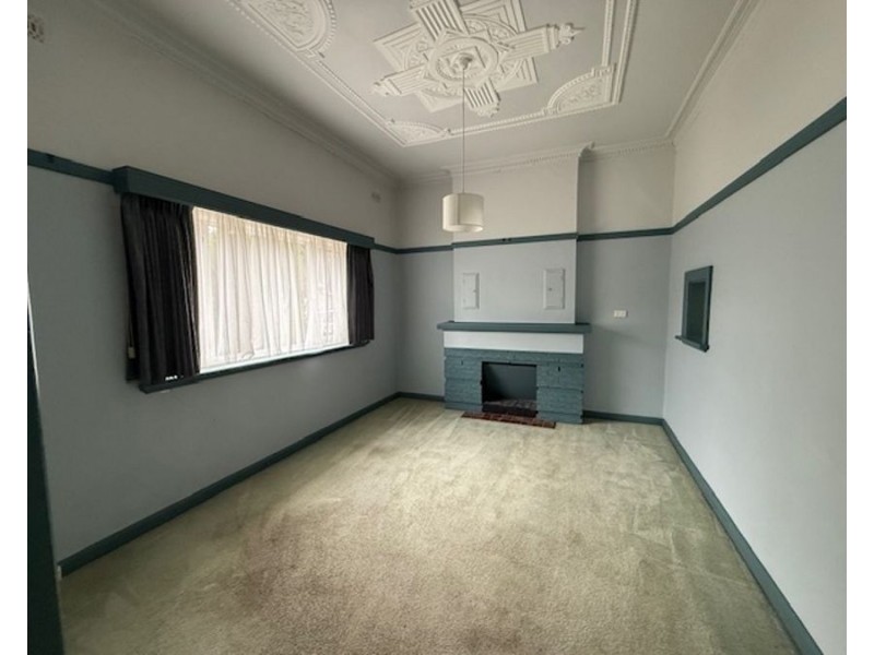 34 Grandview Ave, Pascoe Vale South VIC 3044