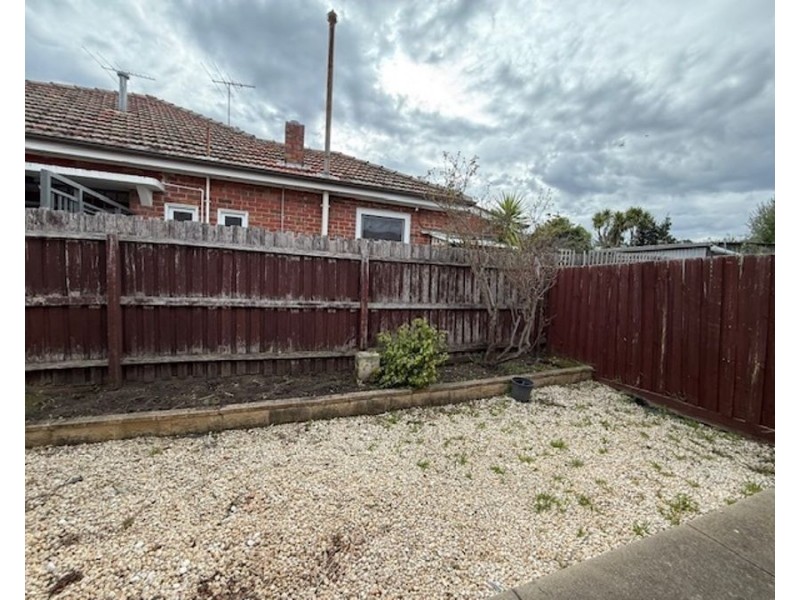 34 Grandview Ave, Pascoe Vale South VIC 3044