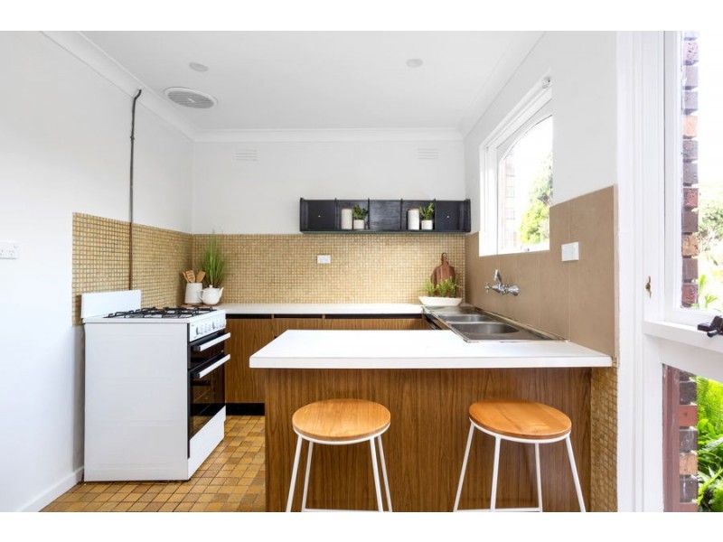 1/2 Third Avenue, Brunswick VIC 3056