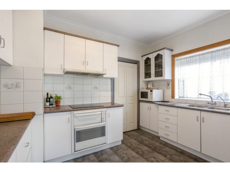 20 Zenith Street, Pascoe Vale VIC 3044