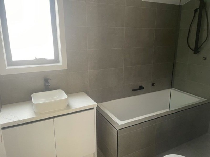 3 & 4/15a Darlington Grove, Coburg VIC 3058