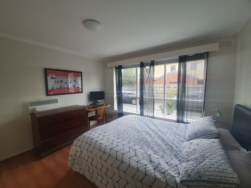 2/109 Melville Road, Brunswick West VIC 3055