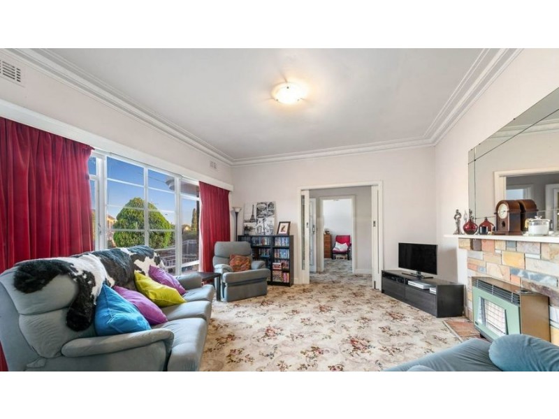 257 Napier Street, Strathmore VIC 3041