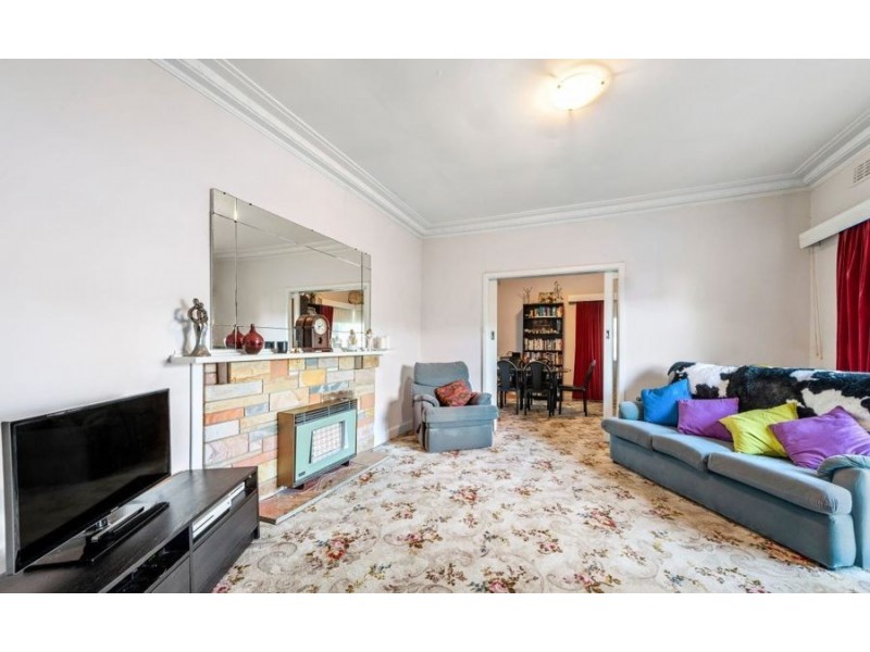 257 Napier Street, Strathmore VIC 3041