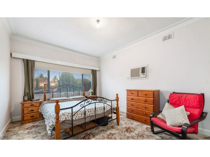 257 Napier Street, Strathmore VIC 3041