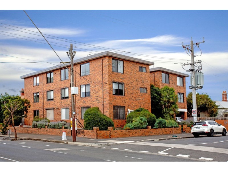 1/96 Glenlyon Road, Brunswick VIC 3056