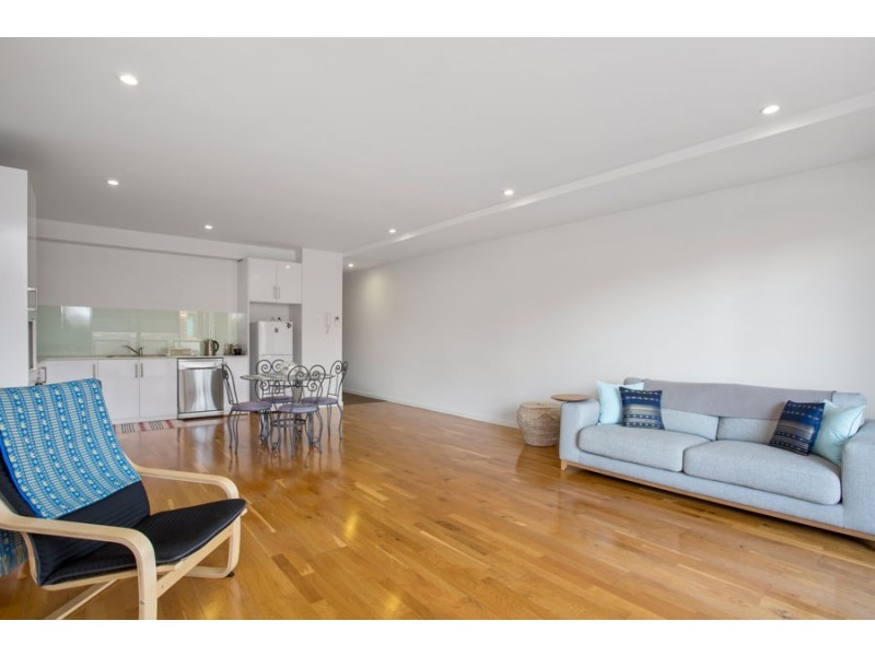 16/10 Breese Street, Brunswick VIC 3056