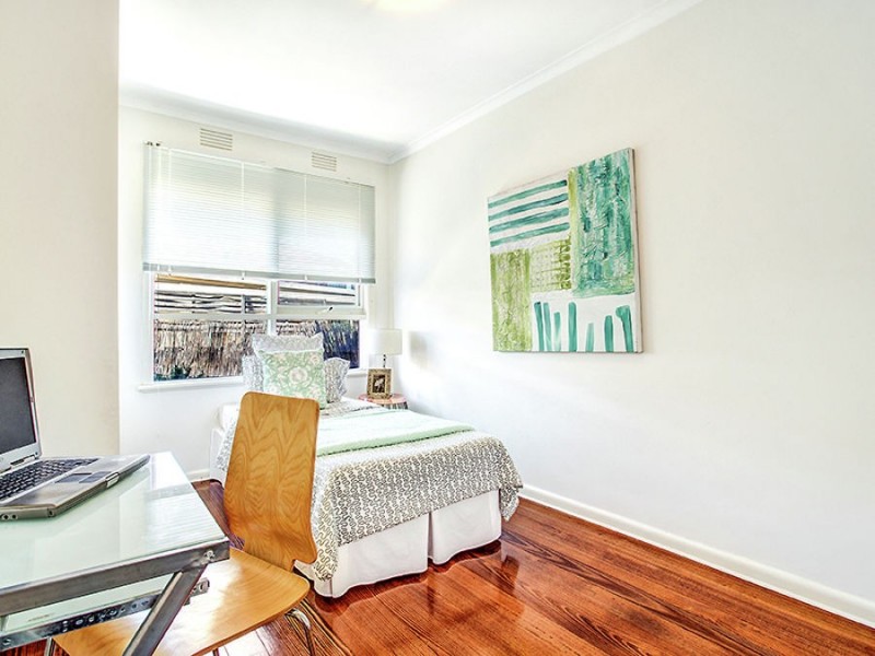 2/206 Dawson Street, Brunswick West VIC 3055