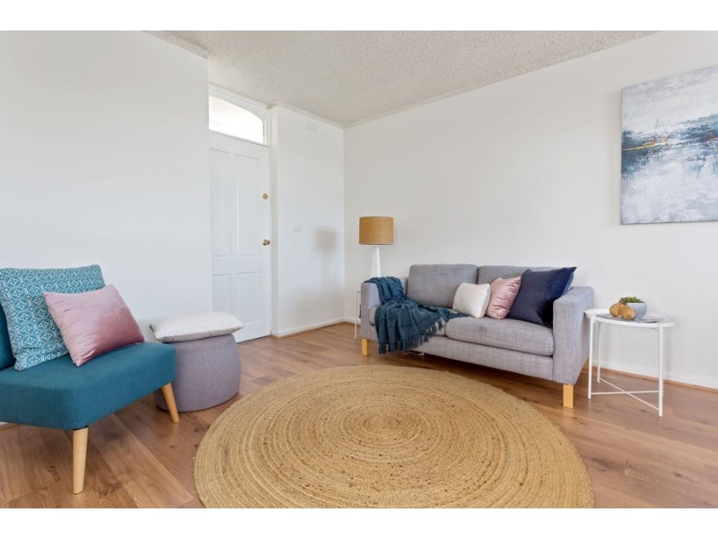 9/9 Austin Terrace, Brunswick VIC 3056