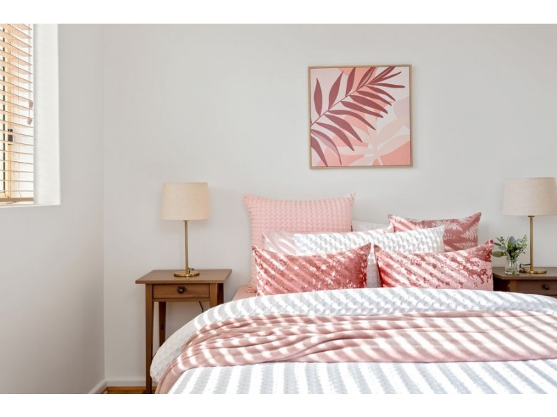 9/9 Austin Terrace, Brunswick VIC 3056