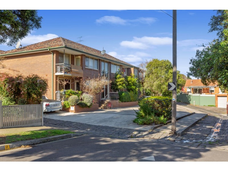 2/48 Passfield Street, Brunswick West VIC 3055