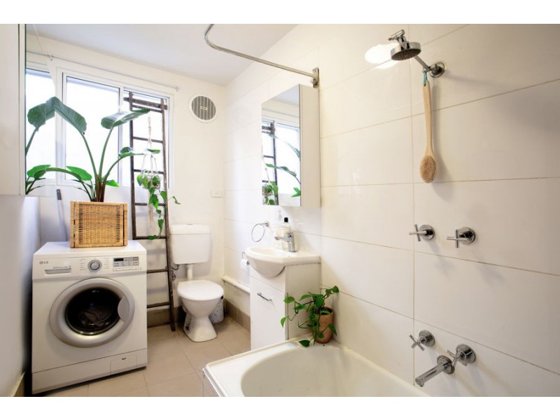 2/113 Albert Street, Brunswick VIC 3056