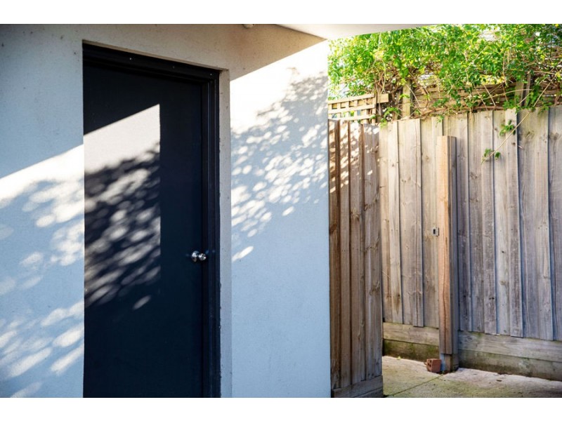 2/113 Albert Street, Brunswick VIC 3056