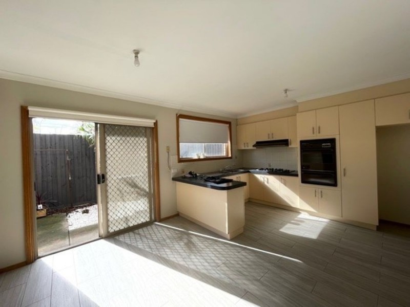 5/64-68 Parkside Avenue, Keilor East VIC 3033