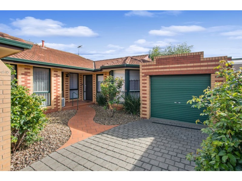4/30 Bolingbroke Street, Pascoe Vale VIC 3044