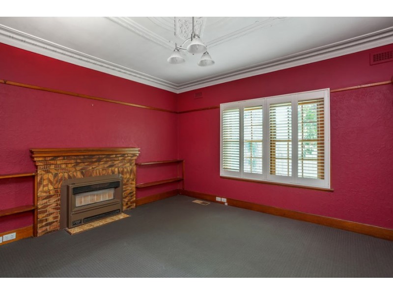 2 Jewell Cres, Brunswick West VIC 3055