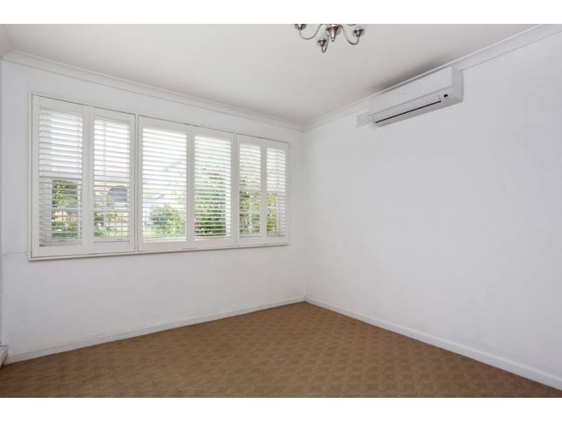 2 Jewell Cres, Brunswick West VIC 3055