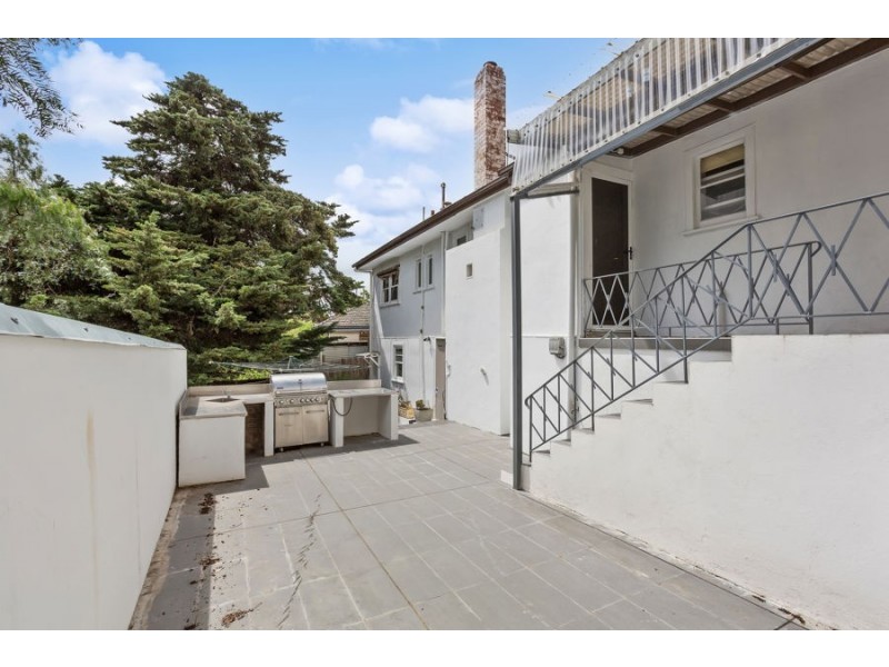 2 Jewell Cres, Brunswick West VIC 3055