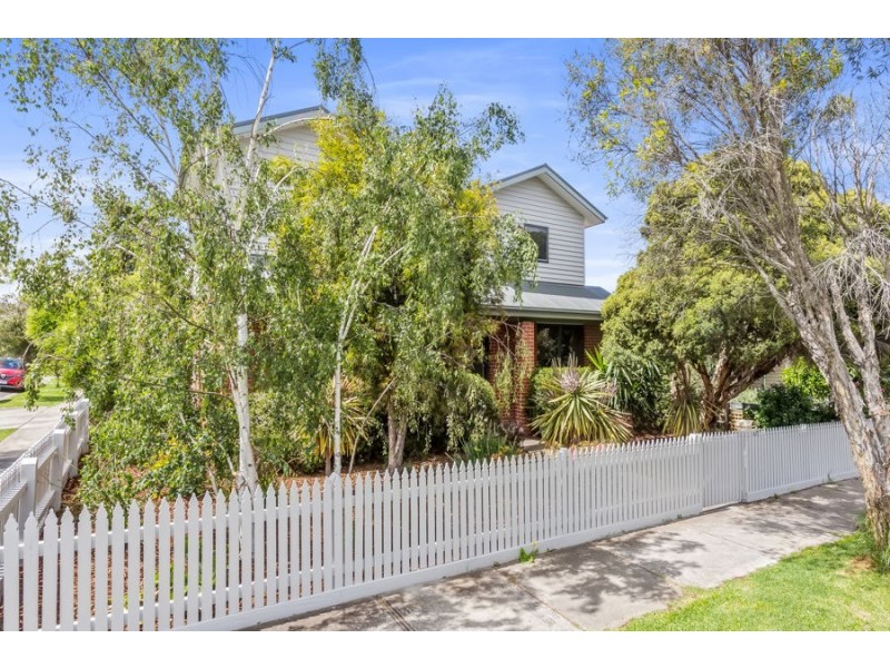 64 Everett Street, Brunswick West VIC 3055