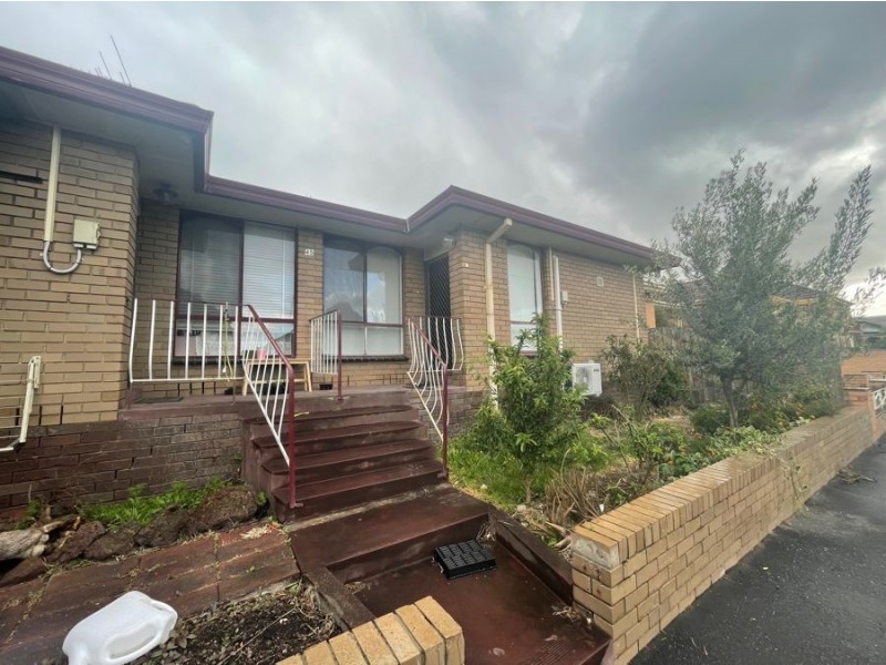 2/45 Whitby Street, Brunswick VIC 3056
