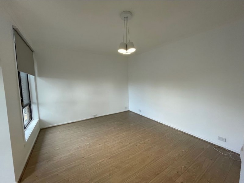 2/45 Whitby Street, Brunswick VIC 3056